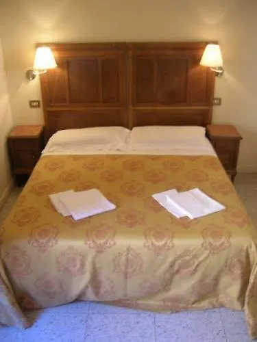 Tacito Roma